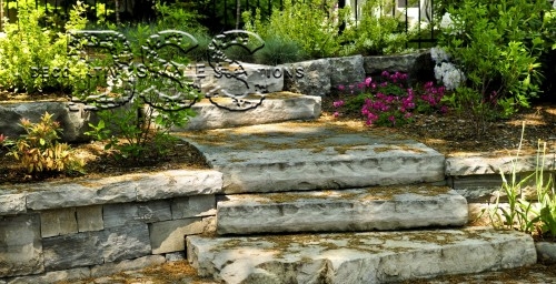  A Beginner's Guide to Choosing the Right Decorative Landscaping Stone