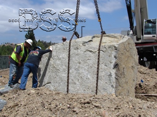 How much do Landscape boulders weigh?