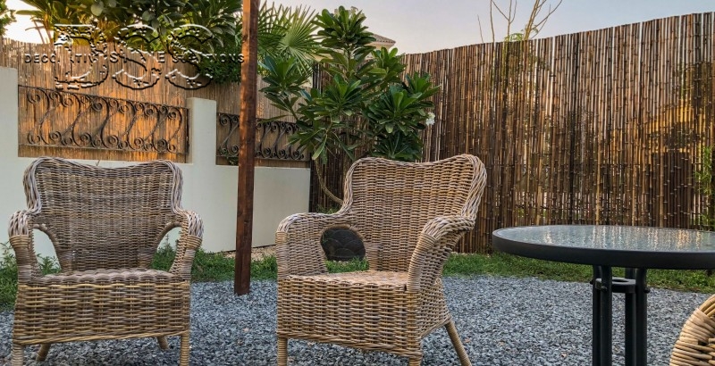 Adding Texture and Depth: Using Decorative Gravel in Modern Landscaping